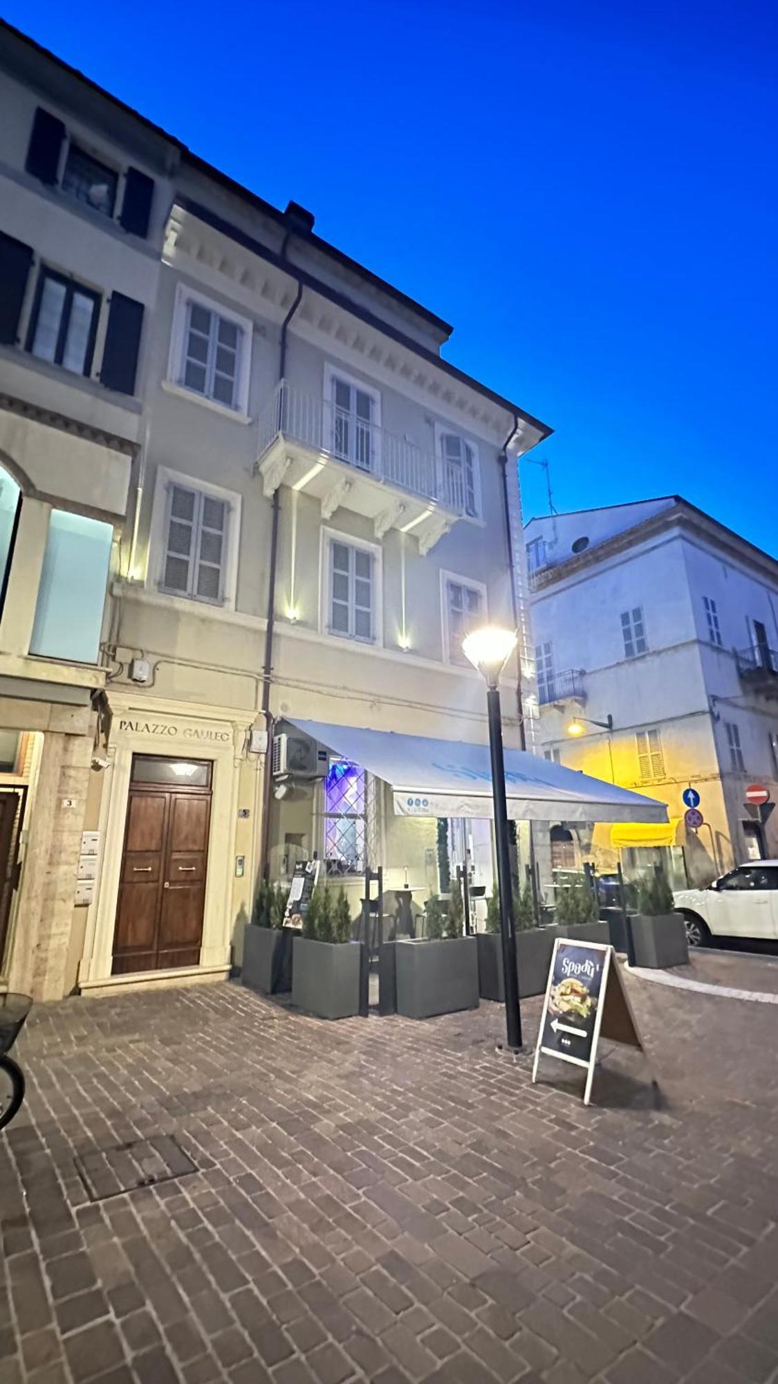 Palazzo Galileo Apartman San Benedetto del Tronto Kültér fotó